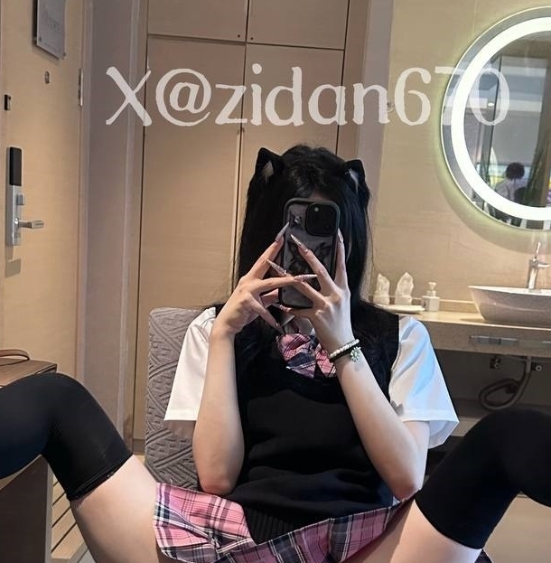 光“阴”反差女神紫蛋16v2.8g视频集,新增6v版本,收藏369、百度、ED2K平台热议