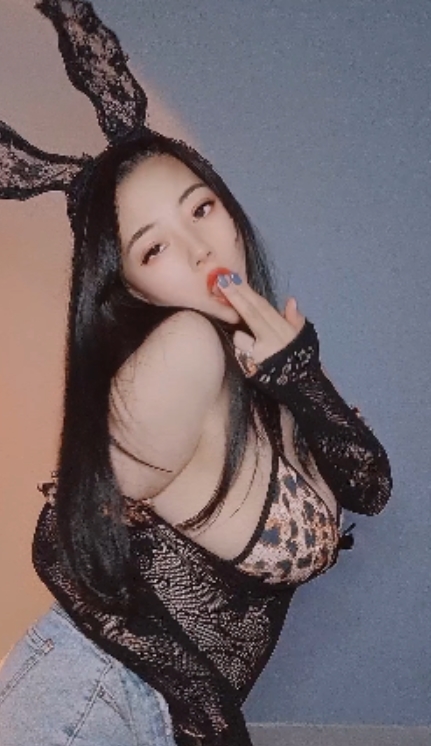 刘貂蝉热舞诱惑私拍大合集127部视频曝光，全方位展示毛尺度大胆！