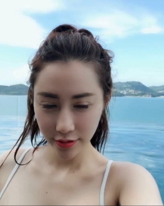 顾茜茜热舞直播福利合集25.5G，压缩包解压，绝美外貌火爆身材