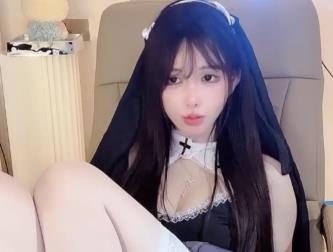 主播haha长腿女神3V-670M,颜值炸裂水花四溅修长小腿