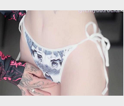 粉嫩小仙女pinkloving：唯美拍摄不露脸，逗趣系C入，16分钟视频等你来观赏