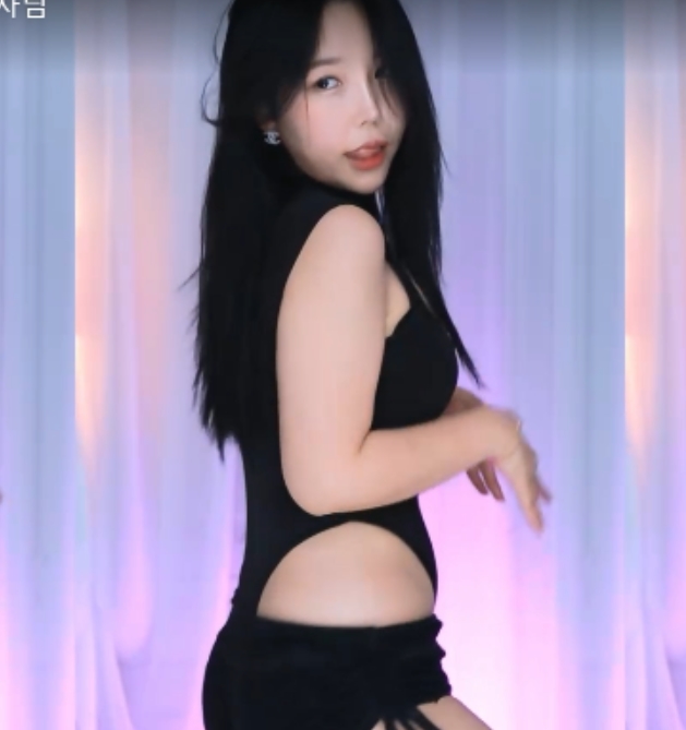 抖音女主播小雨热舞视频打包，百度盘分享，68.8G超大容量！