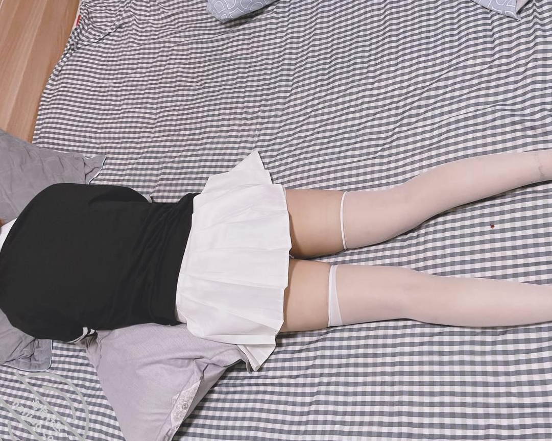 神秘外籍男神:妹妹的第一次视频合集