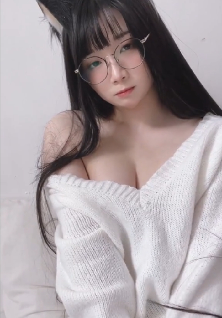 嫩妹放飞自我19V+10.6G，百度盘自行打包分享