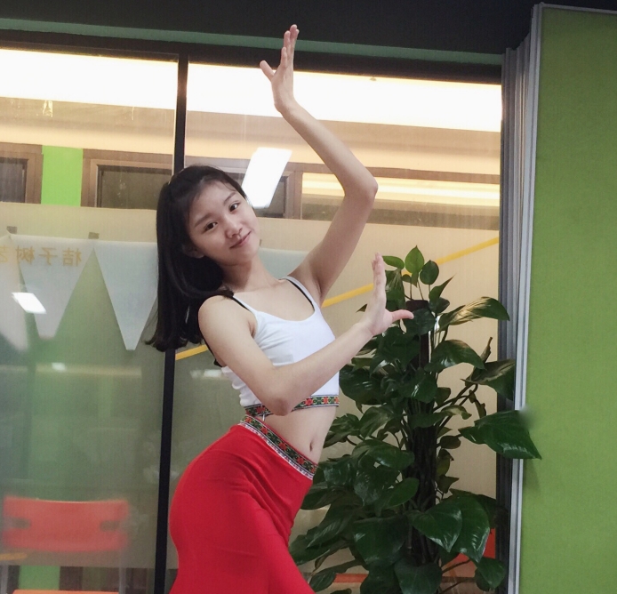 珍贵17.99G高质量情侣视频合集百度云珍藏