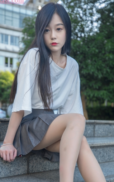 梦丝女神图片视频合集下载，80GB大小，妹子作品足系列福利百度云