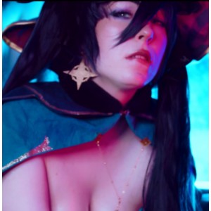 MollyRedWolf原神cosplay合集：雷电将军、妮露、凝光、莫娜4K高清资源，狼姐惊艳登场！