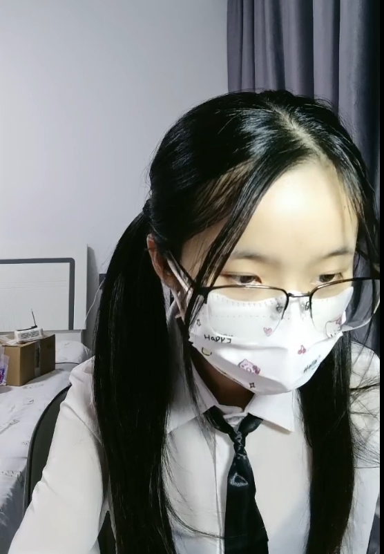 嫩星星洗澡合集：新人登场，小嫩可爱，5.59GB源码录制