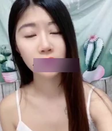 网红玲玲：粉丝狂热的视频享受