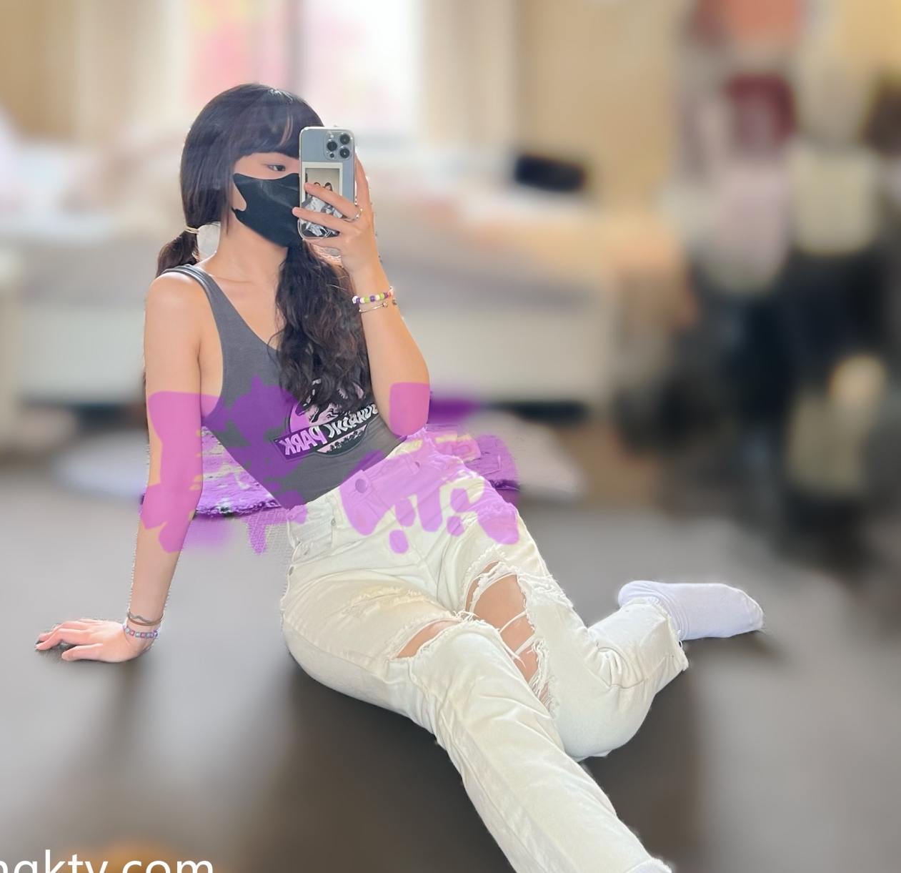 的团队-奴印文化，展现出了令人惊叹的S-M文化，让人眼前一亮。