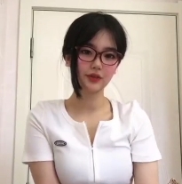 集》视频以其抖音风格和小羊的个人魅力吸引了众多粉丝的关注，视频大小为1.04G，提供了多种下载方式，绝对是抖音迷们不容错过的精彩合集！