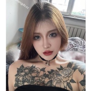 高颜值网红大野驴实锤露脸视频，纹身棒棒糖惊喜，快手下水道