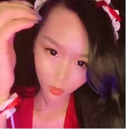 快手女王可妮定制辣条合集,满足你的口味需求