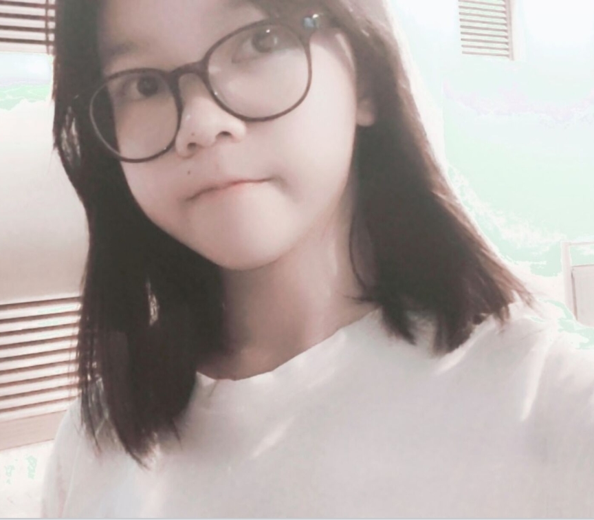 火辣妹子玩道就娆性感躯体1V1g，百度盘分享