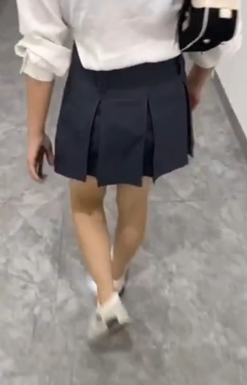 91酒风winewinding79v13.8g：收藏百度ED2K，视频数量丰富