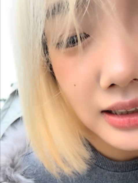 欢小姐户外密码房三人游表演:烧烤奇玩具直播1G视频