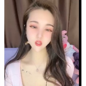 超级大罩杯女神小薇薇安狂甩奶4.48GB高清视频10小时