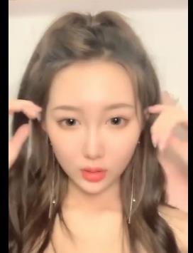 《百万大博主妲己121:6V-2.5G视频自拍,颜值身材无敌!》