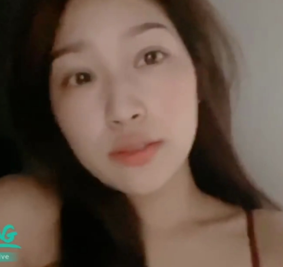 直播合集：大罩杯台妹车灯白皙，老演员资源一网打尽