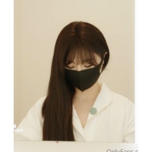 网红女神娜娜nana悄悄话合集：78V+344G下载，中文对白，奇怪器具进入