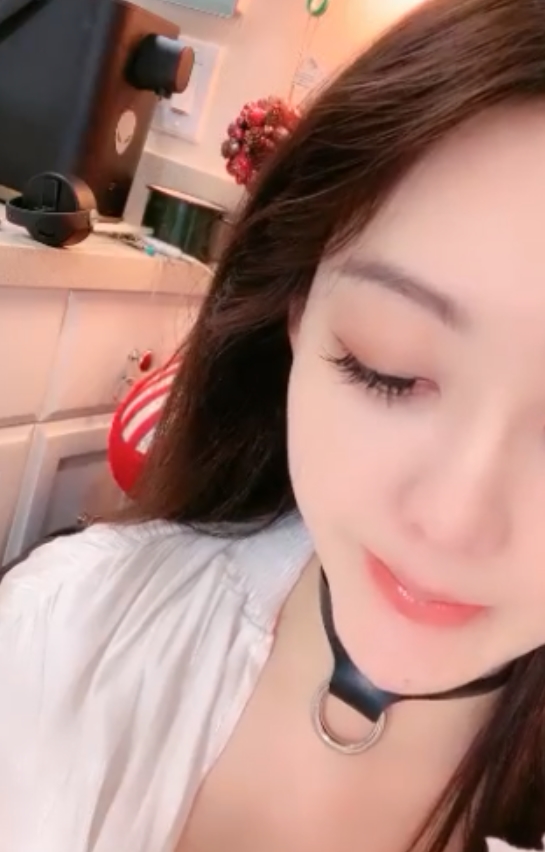 阀太太的粉丝还是喜欢收藏视频的人都值得一看。赶紧点击观看,感受人气女神的魅力吧!