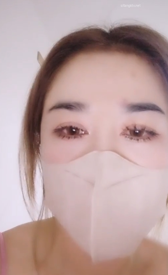 翘臀妹子桃桃555v284g视频大放送,百度ED2K收藏火爆,4月31v新增