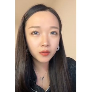 来说，这个合集绝对是一个不可错过的宝藏。无论是在百度上搜索下载，还是通过ED2K进行分享，都能轻松获得这个精彩的眼镜御姐妹子叭嗦合集。赶紧收藏起来，一起享受这些精彩的视频吧！