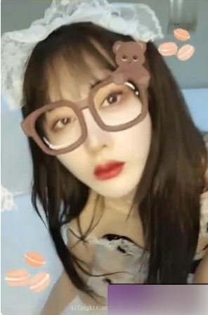 御姐爱琳：男友日常合集，875M视频记录悲伤小姐姐与渣男的故事