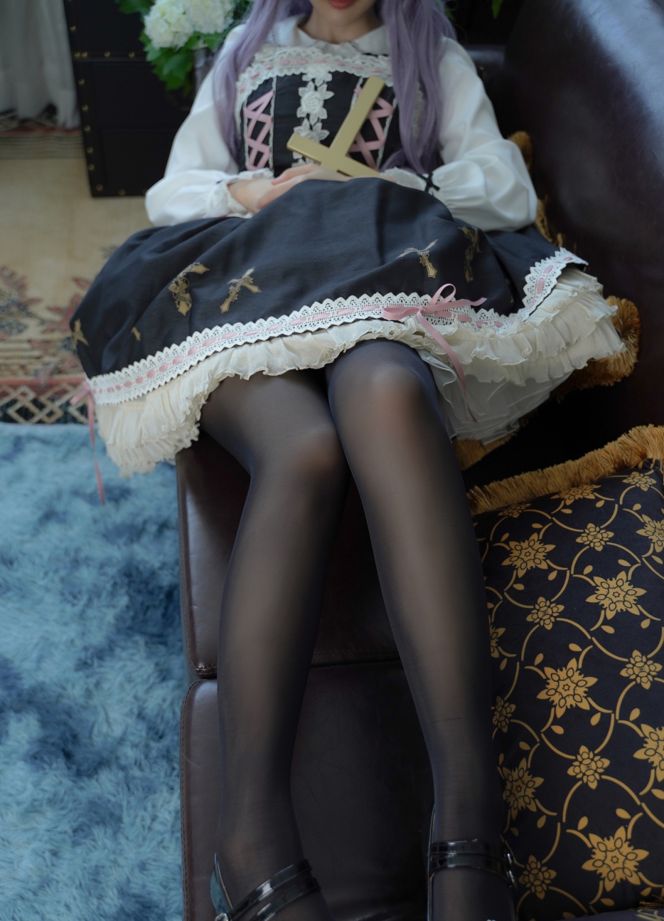 铃木美咲：软软趴在床单上，236g视频，百度ED2K收藏，布洛妮娅文件夹