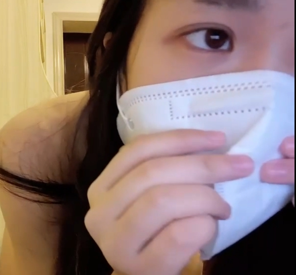 皮卡秋：宿舍自拍美臀丝袜女大学生视频合集