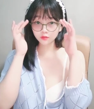 00后舞蹈生《桃子》最新合集10VXXG,青春活力舞蹈