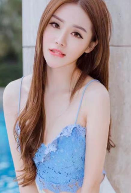 女王网红李夏娜颜值美腿视频合集1.2G，超级哇塞的女神