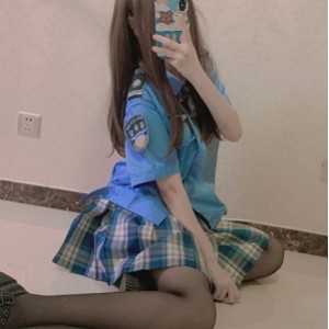 某推嗝崽的码神秘处美少女合集22V370M超粉嫩