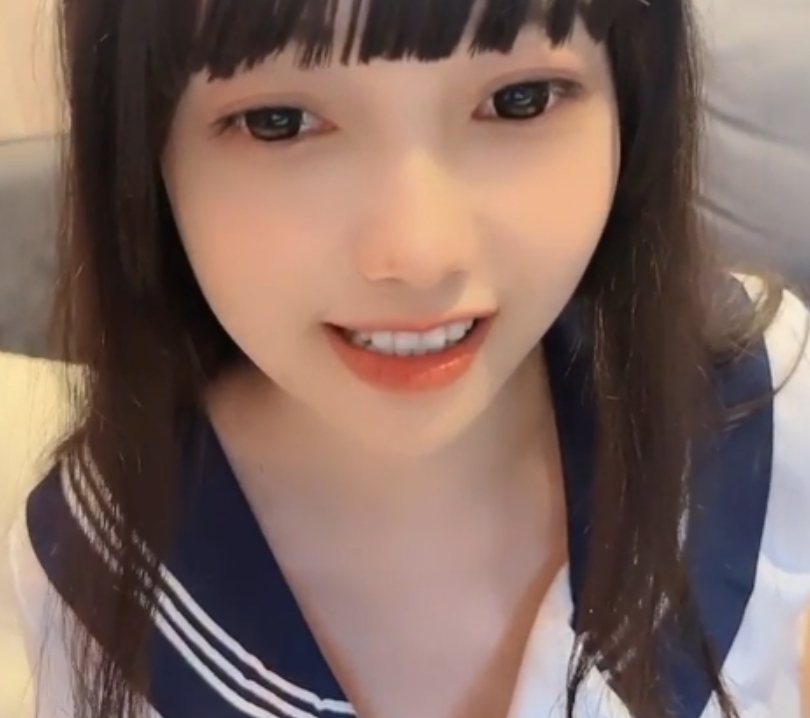 kekexixi清纯玩铁恋爱校花道具8部6.23G斩男