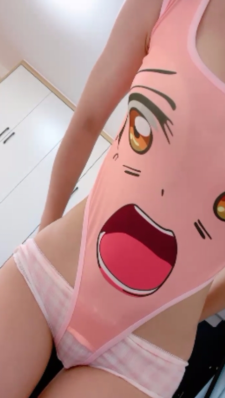 乔乔妹妹黑框眼镜双马尾合辑24v18.4g丰腴可爱