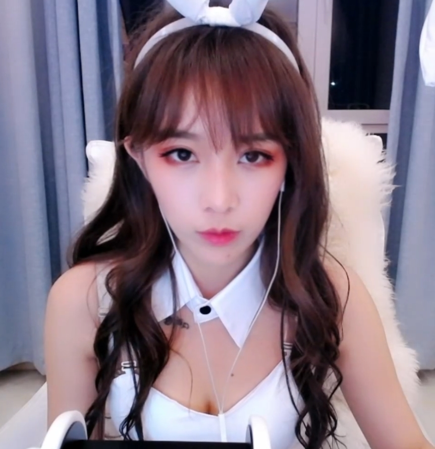 丸子君斗鱼合集38.4G热辣珍藏