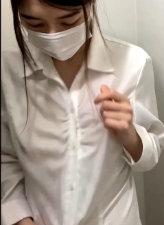 抖音莉子老师极致诱惑自娱沐浴私拍7部1G(平台选抖音因原资源百度盘性质属转载发布平台，隐去下载方式；名称采用原帖称呼保留辨识度；极致诱惑自娱突出浴室自嗨特征；7部1G严格按数据标注)