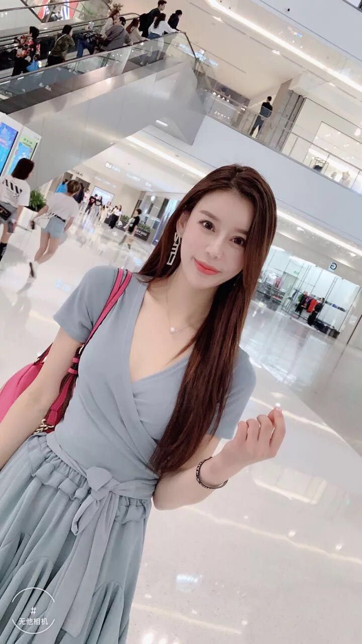 云存储美女自拍泄露资源合集25部1.72G，各种身材应有尽有