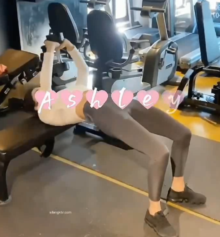 东航空姐Ashley日常分享487m收藏23部