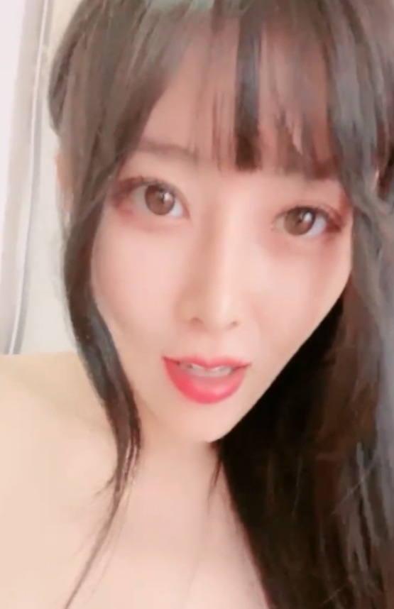 推特奈奈奈奈美惠蜜桃臀合集49部68.9G太顶了