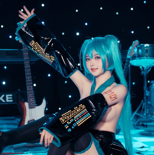 推特白莉40套超甜日常合集15.1G纯欲天花板