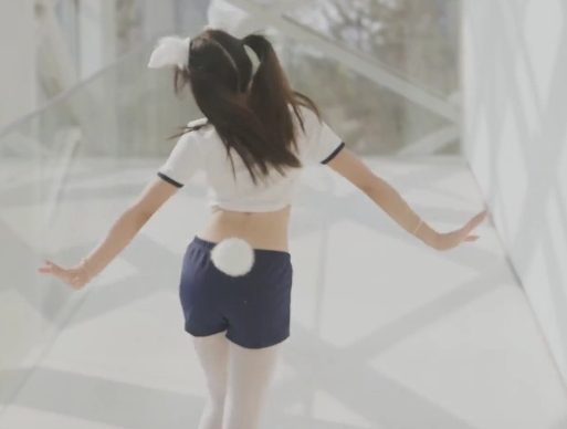 黏黏团子兔推特劲爆热舞合集11.66G万元定制多人游