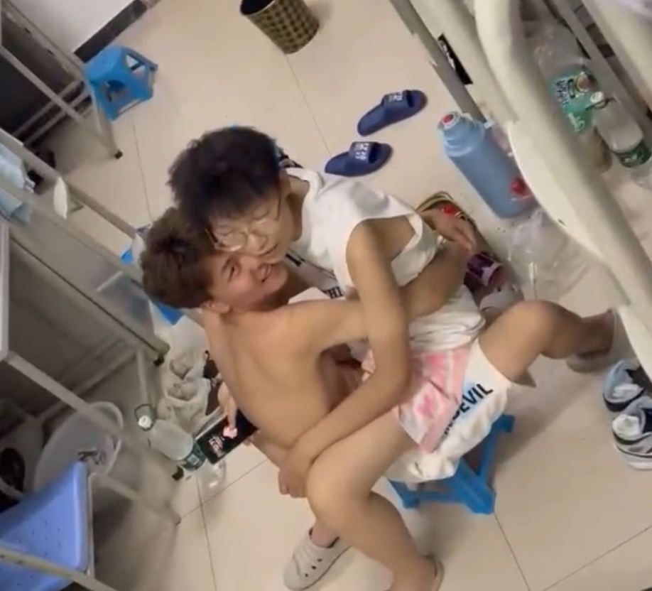 推特Lisa疯马秀热舞2部吃瓜合集40M全程高能