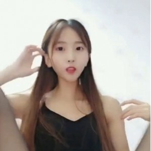 奥利圆妹一字马绝密收藏快手41部0.43G柔韧度惊人