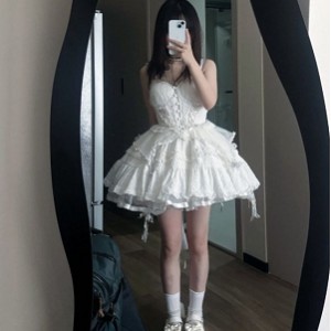 91白袜女三人游88部50G劲爆