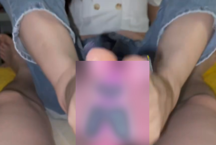 美脚足技视频合集小露推100部41G太销魂