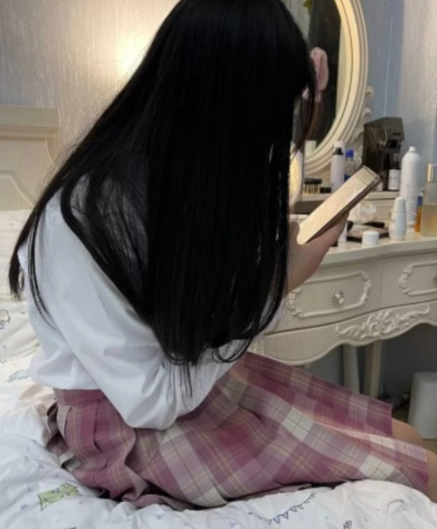 **元歌的恋爱日记丨甜妹COS合集2252部144.5G视觉盛宴**
