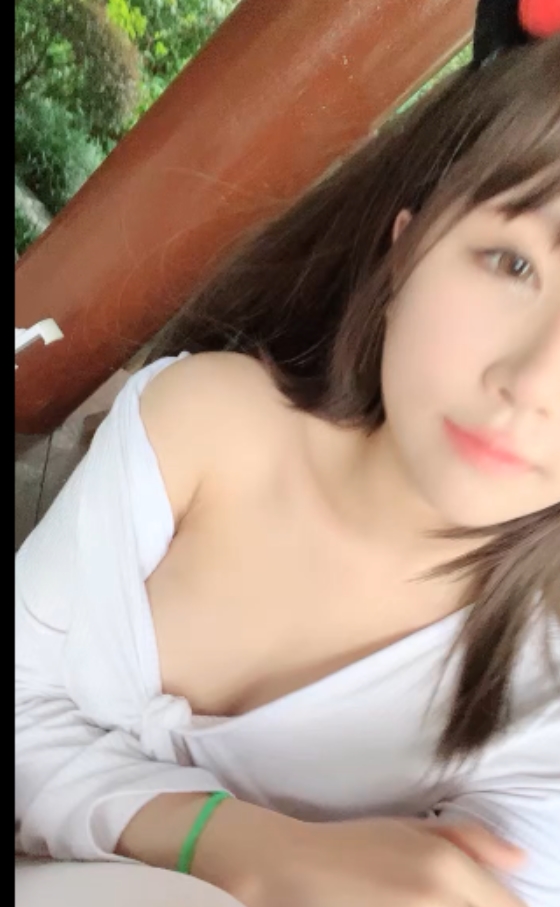 京鱼儿绝密展示352v147.3g白白白羊劲舞合集