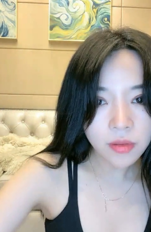 10.2G艺术小雅直播抖音合集50部火辣诱人