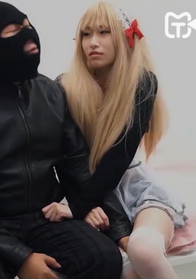 传媒萧悦儿骚气合集19部14.4G超火辣